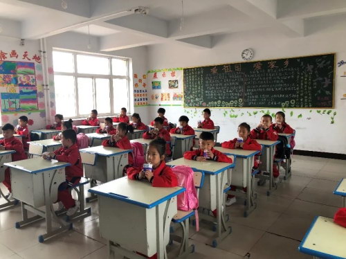黑龙江贫困人口_黑龙江人口密度分布图(3)